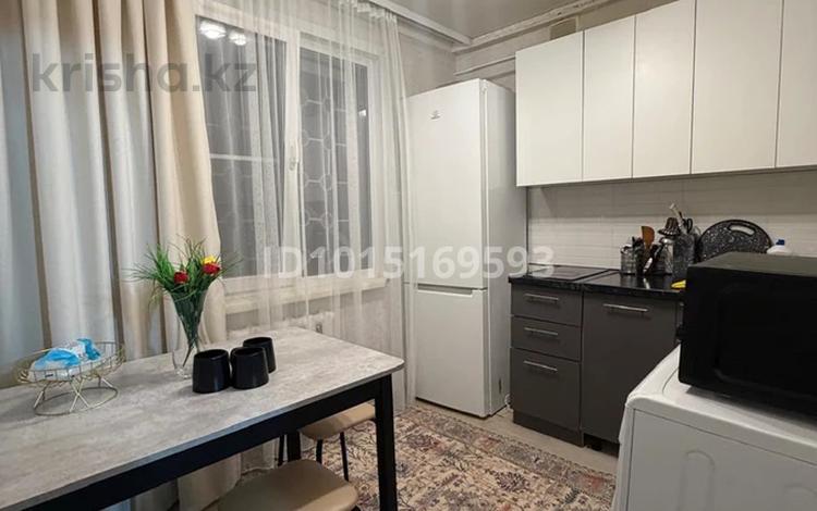 1-комнатная квартира · 35 м² · 1/6 этаж, Жастар 29/1 за 10 000 ₸ в Усть-Каменогорске — фото 2