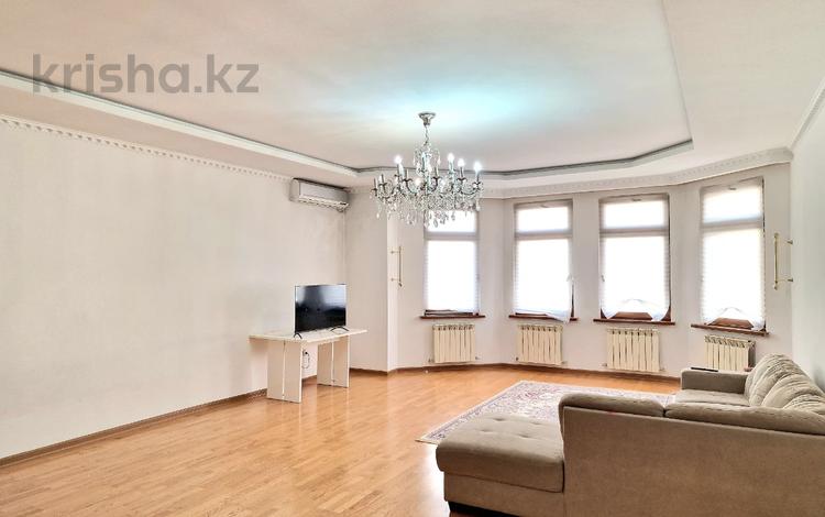 3-комнатная квартира · 153.3 м² · 4/7 этаж, Аль-Фараби 100