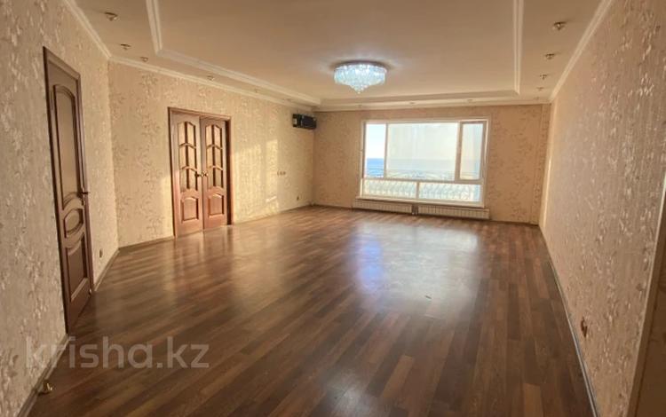 5-комнатная квартира · 182 м² · 8/25 этаж, 15-й мкр 69 за 65 млн 〒 в Актау — фото 2