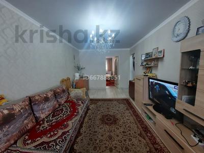 2-комнатная квартира · 47 м² · 1/5 этаж, Майкудук, 17й микрорайон 35 за 11.5 млн 〒 в Караганде, Алихана Бокейханова р-н
