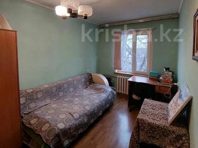 2-комнатная квартира, 46 м², 2/4 этаж, мкр №6 10А — Абая за 23 млн 〒 в Алматы, Ауэзовский р-н