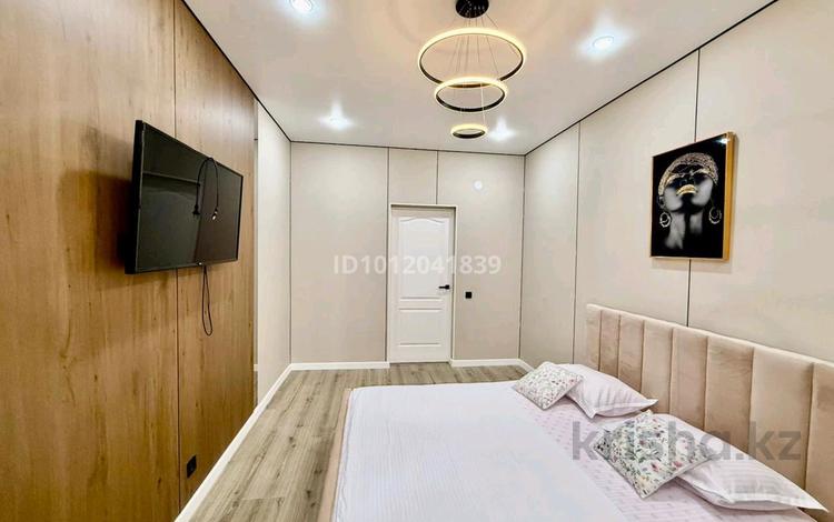 1-комнатная квартира · 50 м² · 2/5 этаж, мкр. Алтын орда 17 г за 15 000 ₸ в Актобе — фото 2