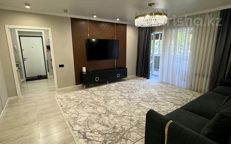3-комнатная квартира · 98 м² · 1/5 этаж, Гагарина 325/3 за 62 млн ₸ в Семее — фото 3