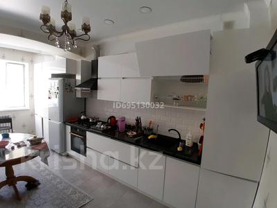 4-комнатная квартира · 136 м² · 1/5 этаж, Тауельсыздык 14 за 52 млн ₸ в Актобе