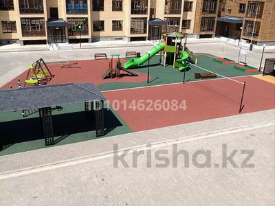 2-бөлмелі пәтер · 79.4 м² · 3/3 қабат, Ескі аэропорт ш/а., Бисена Жумагалиева 29, бағасы: 28 млн ₸ в Уральске, мкр Старый Аэропорт