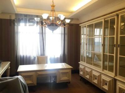 5-бөлмелі пәтер · 220 м² · 2/3 қабат, Керей-Жәнібек хандар 276/14, бағасы: 430 млн ₸ в Алматы, Медеуский р-н