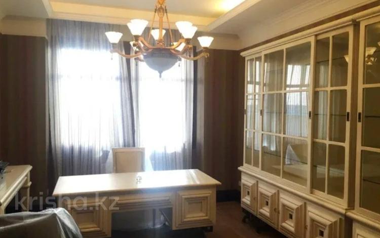 5-комнатная квартира · 220 м² · 2/3 этаж, Керей-Жәнібек хандар 276/14 за 430 млн ₸ в Алматы, Медеуский р-н — фото 4