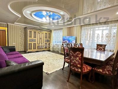 Продажа квартир в Улытау обл.: 5-комнатная квартира · 115 м² · 3/5 этаж, Асылбекова за 57 млн 〒 5-комнатная квартира · 115 м² · 3/5 этаж, Асылбекова за 57 млн 〒 в Жезказгане