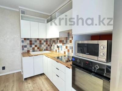 2-комнатная квартира · 70 м² · 3/12 этаж, Тургут Озала 194 за 71.9 млн ₸ в Алматы, Алмалинский р-н
