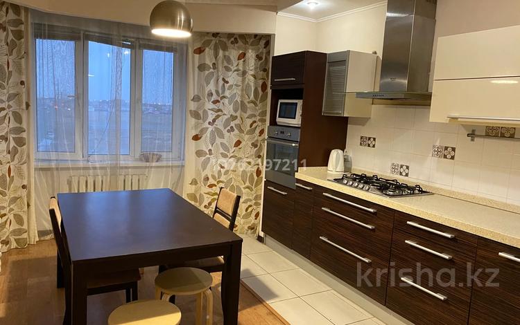 4-бөлмелі пәтер · 130 м² · 4/9 қабат, мкр Сары Арка, Мкр Сары-Арка 39 — Центральная площадь, бағасы: 49 млн ₸ в Атырау — фото 3