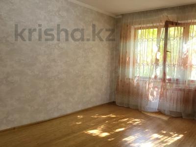 3-комнатная квартира · 68 м² · 1/5 этаж, мкр Тастак-2, Мкр Тастак-2 дуйсенова 114 за 220 000 〒 в Алматы, Алмалинский р-н