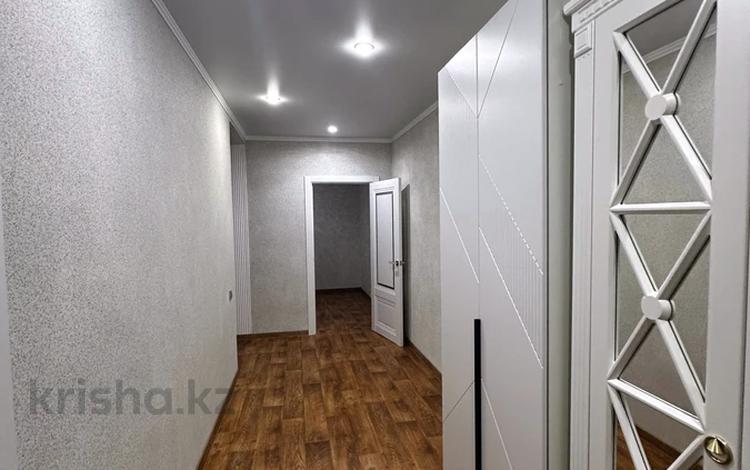 2-комнатная квартира · 60.7 м² · 5/5 этаж, мкр Северо-Восток 42 за 20 млн ₸ в Уральске — фото 6