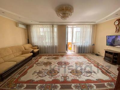 4-комнатная квартира · 106 м² · 4/5 этаж, Жамакаева за 45 млн 〒 в Семее