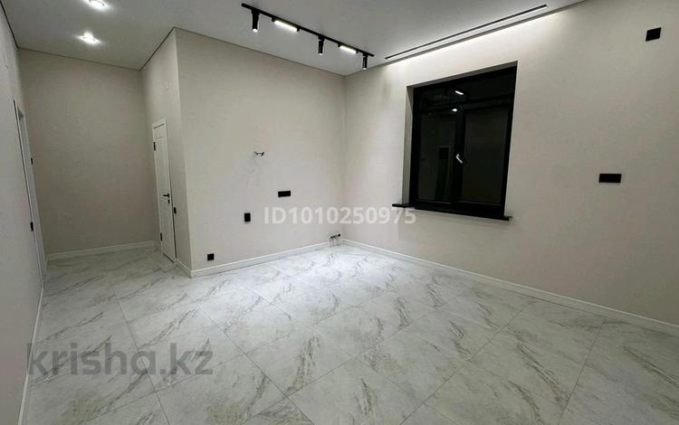 1-комнатная квартира · 29 м² · 1/1 этаж, мкр Кемел (Первомайское) 58 за 130 000 〒 в Алматы, Жетысуский р-н — фото 2