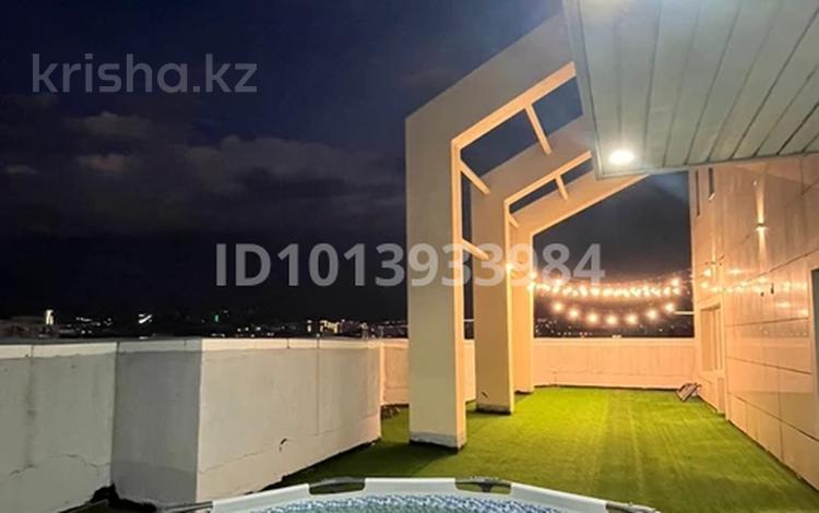 6-комнатная квартира · 300 м² · 17/18 этаж, Абая 150/230 за 90 000 ₸ в Алматы, Бостандыкский р-н — фото 2