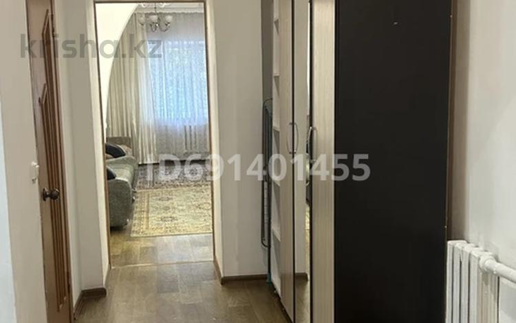 1-бөлмелі пәтер · 55 м² · 1/1 қабат, Генерала Дюсенова 125 — Дюсенова -Луначарского, бағасы: 200 000 ₸ в Павлодаре — фото 10