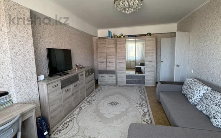 1-бөлмелі пәтер · 44 м² · 4/9 қабат, Есенберлина 6/2, бағасы: 18.8 млн ₸ в Усть-Каменогорске — фото 2