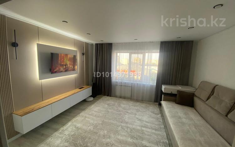 2-бөлмелі пәтер · 52 м² · 6/9 қабат, Дулатова 167, бағасы: 31 млн ₸ в Семее — фото 3