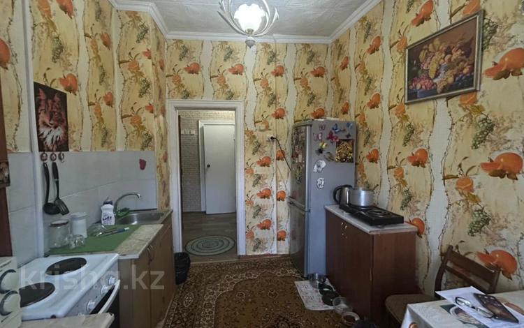 1-комнатная квартира · 34 м² · 2/2 этаж, Калинина 75 за 8.5 млн ₸ в Усть-Каменогорске — фото 9