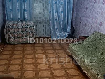 2-комнатная квартира · 45 м² · 1/5 этаж, Майкудук, Майкудук, 14й микрорайон 41 за 80 000 ₸ в Караганде, Алихана Бокейханова р-н