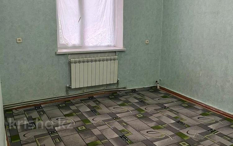 2-комнатная квартира · 75 м² · 2/3 этаж, Роща 9 за 100 000 〒 в Шымкенте, Абайский р-н — фото 2