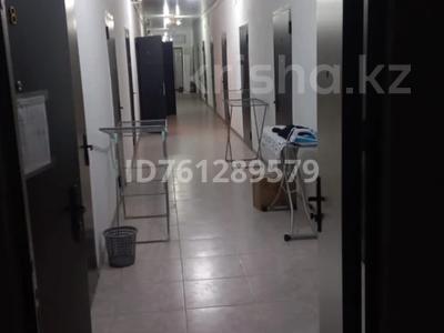 1-бөлмелі пәтер · 35 м² · 1 қабат, мкр Мясокомбинат, Керей Исмагулова 19 — Дина базары, бағасы: 3 000 〒 в Атырау