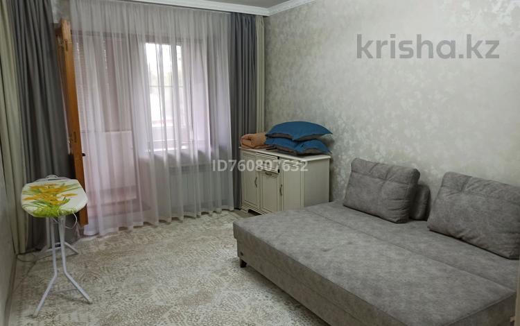 2-комнатная квартира · 50 м² · 3/5 этаж · помесячно, Сейфуллина — Толе би