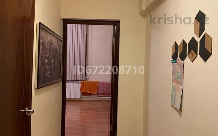 1-комнатная квартира · 40 м² · 4/5 этаж, Богенбай батыра — Зенкова за 300 000 ₸ в Алматы, Медеуский р-н — фото 2