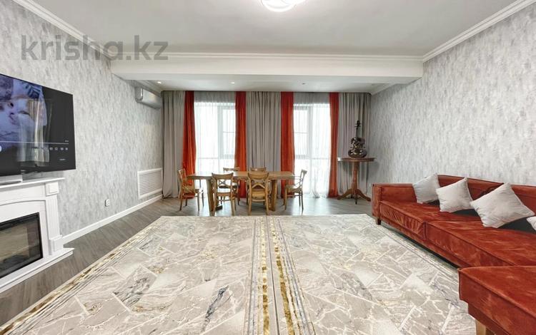 2-бөлмелі пәтер · 112 м² · 8/12 қабат, Варламова — Проспект Абая, бағасы: 72 млн ₸ в Алматы, Алмалинский р-н — фото 2