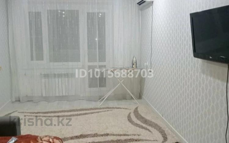 1-комнатная квартира · 35 м² · 3/5 этаж, 4 микрорайон 6 за 120 000 ₸ в Аксае — фото 2