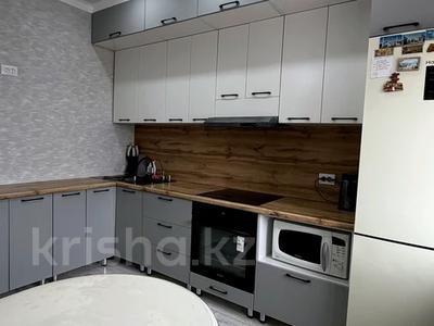 2-бөлмелі пәтер · 60 м² · 4/9 қабат, Муканова 84, бағасы: 32 млн ₸ в Караганде, Казыбек би р-н