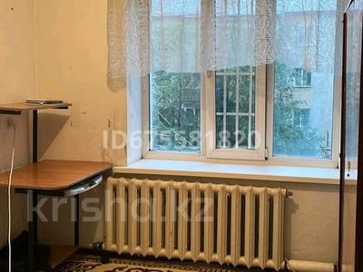 Пәтерлер в Алматинской обл.: 3-бөлмелі пәтер · 58.7 м² · 4/4 қабат, Карасай батыр 26 — Менделеева, бағасы: 15 млн 〒 3-бөлмелі пәтер · 58.7 м² · 4/4 қабат, Карасай батыр 26 — Менделеева, бағасы: 15 млн 〒 в Талгаре