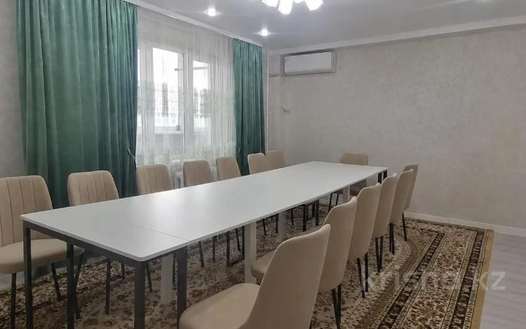 3-комнатная квартира · 78.4 м² · 6/10 этаж, мкр Жана Орда — АНВАР за 32 млн ₸ в Уральске — фото 2