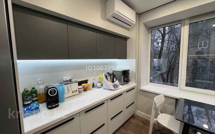 3-комнатная квартира · 85 м² · 2/5 этаж, Шевченко 112/70 — Шевченко уг. Байтурсынова за 600 000 〒 в Алматы, Алмалинский р-н — фото 2