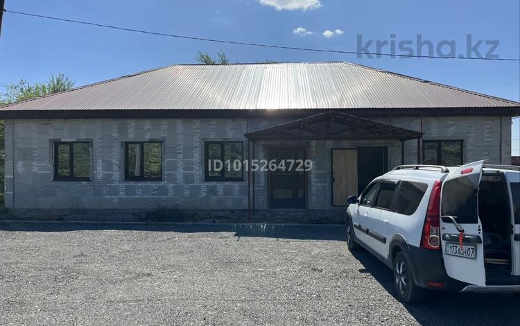 Дүкендер мен бутиктер, қоғамдық тамақтану орны · 180 м², бағасы: 52 млн ₸ в Уральске — фото 2