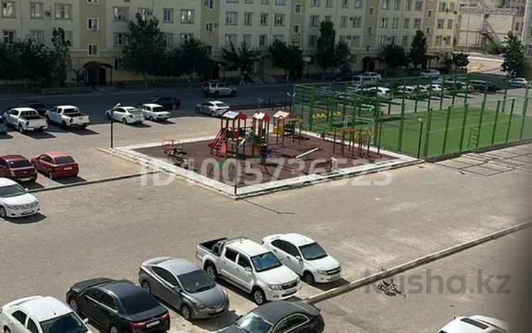 2-бөлмелі пәтер · 57 м² · 4/5 қабат, 17-ш/а. 93, бағасы: 170 000 ₸ в Актау, 17-й мкр — фото 2