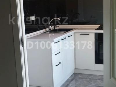 2-комнатная квартира · 45 м² · 4/5 этаж, мкр Орбита-2 17 — Аль фараби угол Навои за 39 млн 〒 в Алматы, Бостандыкский р-н