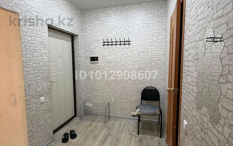 1-бөлмелі пәтер · 39 м² · 2/9 қабат, Микрорайон Аэропорт 2, Уральская, бағасы: 130 000 ₸ в Костанае — фото 2