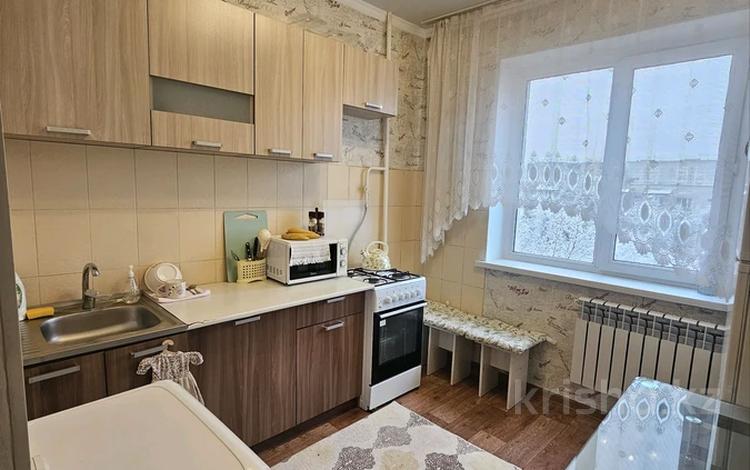 1-бөлмелі пәтер · 40 м² · 5/9 қабат ай сайын, мкр Аксай-2 56, бағасы: 210 000 〒 в Алматы, Ауэзовский р-н — фото 2