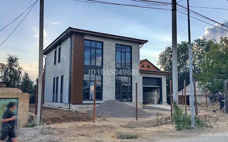 Отдельный дом · 5 комнат · 200 м² · 3.9 сот., мкр Городской Аэропорт, Чехова 33 — ул Вавилова, Таир, Империя меха, IT школа , шашлык house за 80 млн ₸ в Караганде, Казыбек би р-н — фото 2