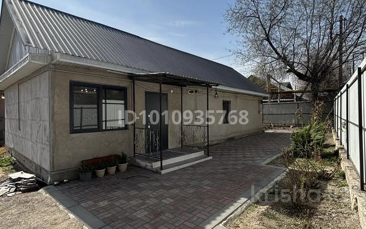 Отдельный дом · 2 комнаты · 70 м² · 3 сот., мкр Кемел (Первомайское), Кудабайулы 162 за ~ 35 млн ₸ в Алматы, Жетысуский р-н — фото 2