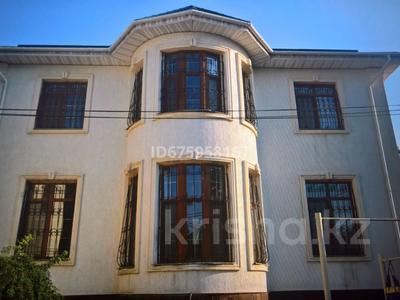 Отдельный дом · 14 комнат · 520 м² · 10 сот., Суюнбая 5 — Шакеева за 149 млн 〒 в Каскелене