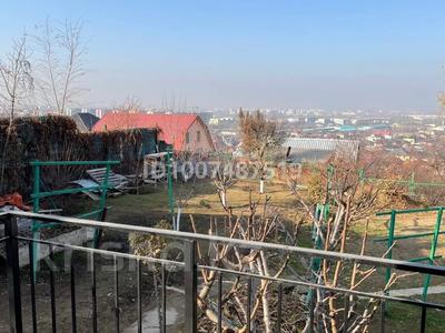 Отдельный дом · 2 комнаты · 74.4 м² · 6.08 сот., мкр Думан-2, Мкр Думан 45 — улица Виноградная. за 39 млн 〒 в Алматы, Медеуский р-н