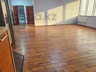 2-бөлмелі пәтер · 90 м² · 18/30 қабат, Аль-Фараби 7, бағасы: 90 млн ₸ в Алматы, Бостандыкский р-н