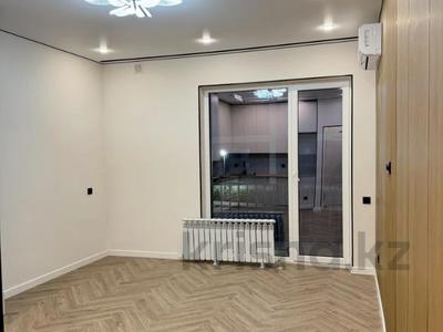 2-бөлмелі пәтер · 44 м² · 1/5 қабат, Карасай батыра 12/1, бағасы: ~ 33 млн ₸ в 