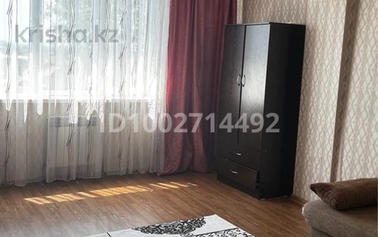 1-комнатная квартира · 45 м² · 5/13 этаж, мкр Аксай-5, Садвакасова 3 Б — Кобдолова за 200 000 ₸ в Алматы, Ауэзовский р-н — фото 2