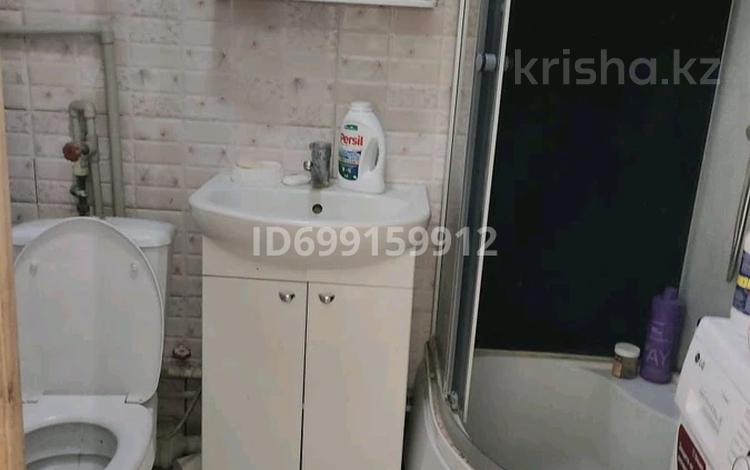 2-комнатная квартира · 45 м² · 5/5 этаж, мкр 5 138 — Центр города за 150 000 ₸ в Актобе — фото 4