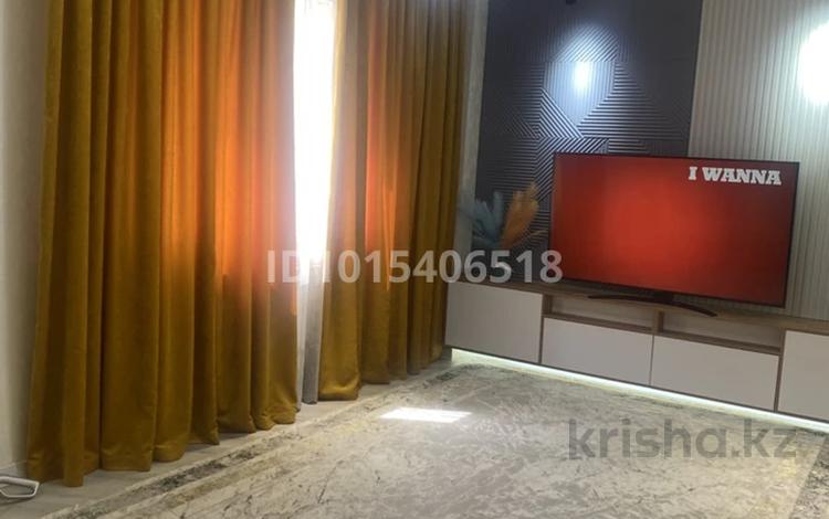 2-бөлмелі пәтер · 60 м² · 3/10 қабат, 18-шағынаудан 78а, бағасы: 34 млн ₸ в Шымкенте, Аль-Фарабийский р-н — фото 2