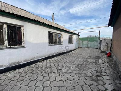 Отдельный дом · 4 комнаты · 70 м² · 6 сот., мкр Городской Аэропорт, ул Памирская — Городской Аэропорт за 14 млн 〒 в Караганде, Казыбек би р-н