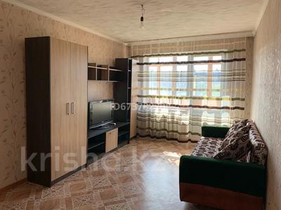 1-комнатная квартира, 58 м², 4/5 этаж помесячно, 4 мкр 40 за 90 000 〒 в Талдыкоргане